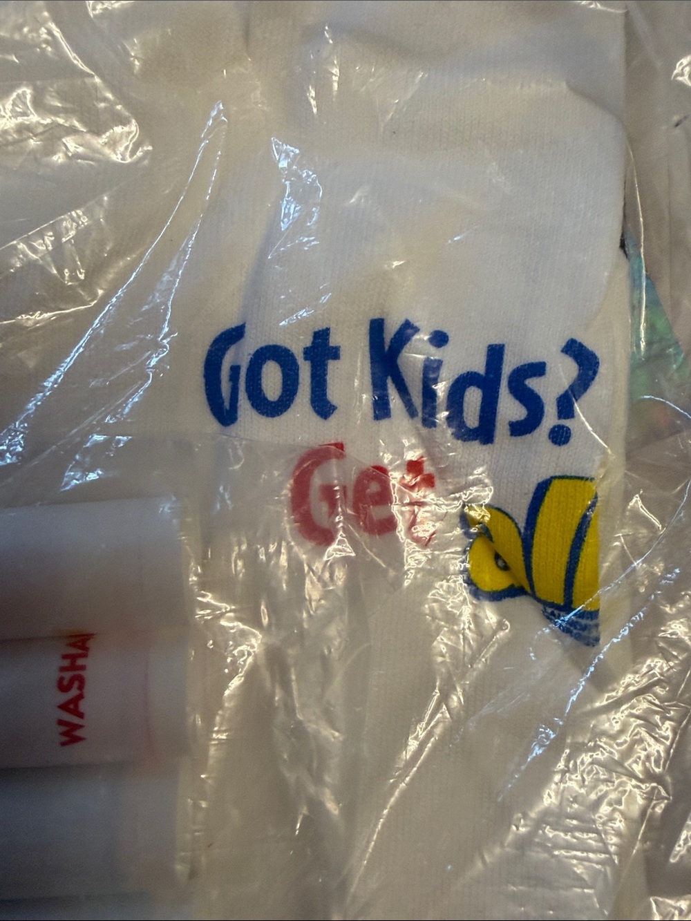 RARE VINTAGE DEADSTOCK-YOUTH LARGE PEANUTS GANG “COLOR YOUR OWN TEE” KIT-SEALED